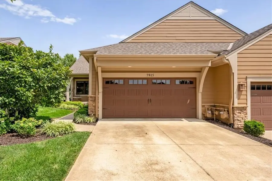 7815 W 158th Terrace, Overland Park, KS 66223 - #2