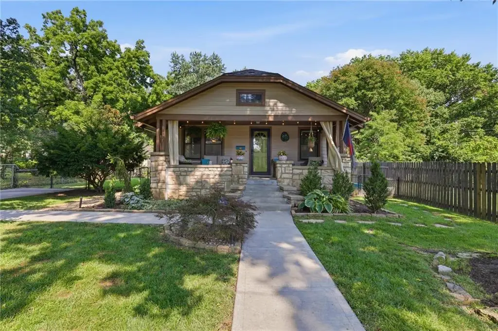 8423 Mercier Street, Kansas City, MO 64114 - #1