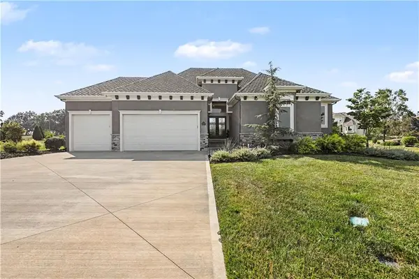 10008 N Revere Court, Kansas City, MO 64154
