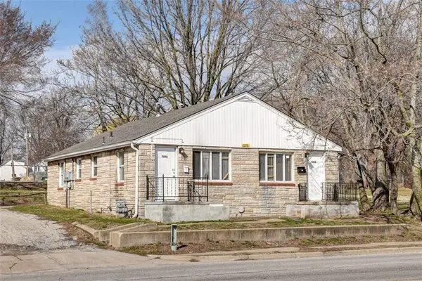 726 N Noland Road, Independence, MO 64050