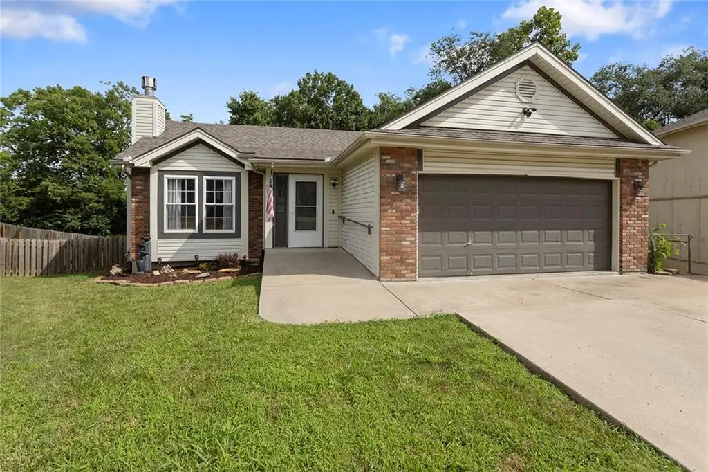 5004 NE 63rd Terrace, Kansas City, MO 64119 - #1