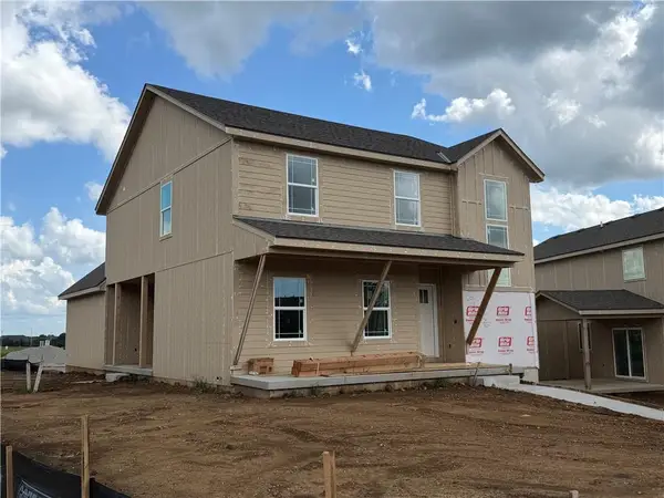 16906 W 164th Terrace, Olathe, KS 66062