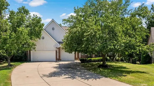 22918 NW Ashford Court, Blue Springs, MO 64015