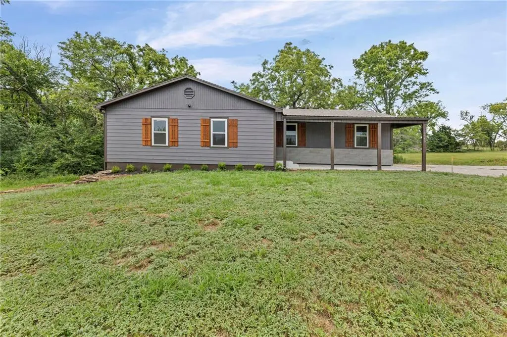 39580 John Brown Highway, Osawatomie, KS 66064 - #1