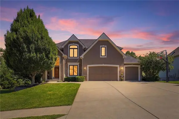 7821 N Kirkwood Avenue, Kansas City, MO 64151