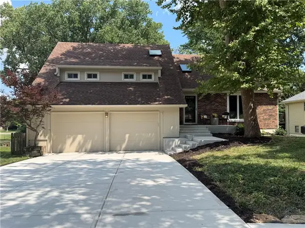 9307 Alden Street, Lenexa, KS 66215