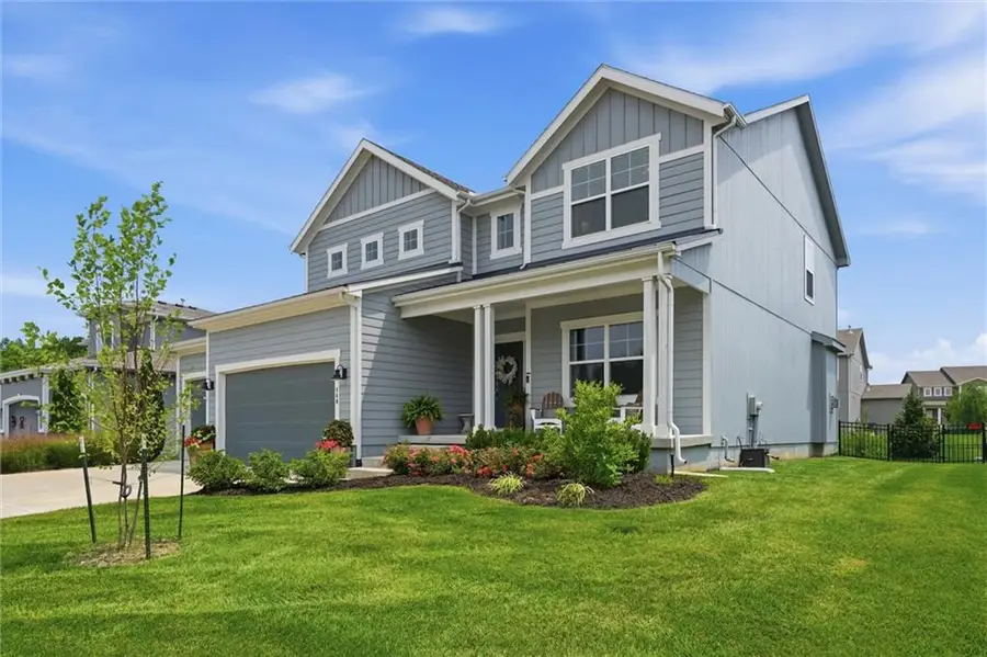 140 SE Riley Street, Lees Summit, MO 64064 - #2