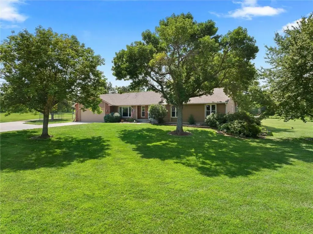 3735 53rd Street, Berryton, KS 66409 - #1