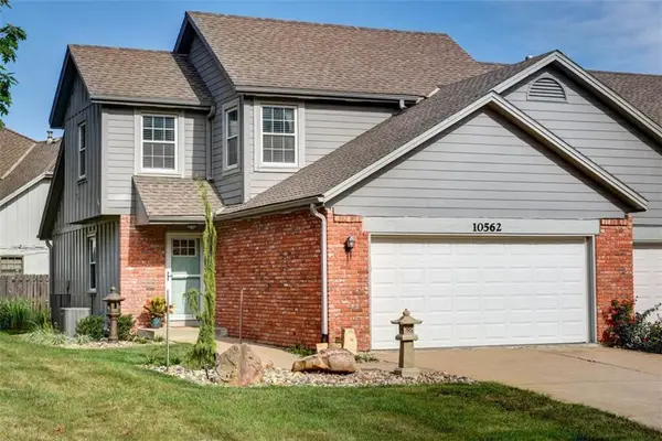 10562 Century Lane, Overland Park, KS 66215