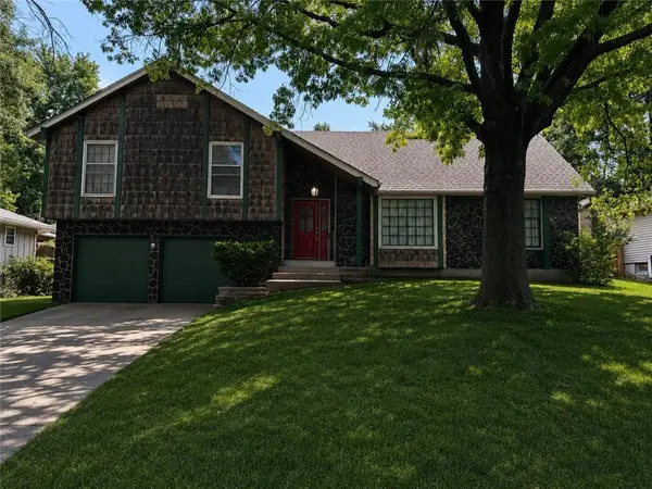 1104 SW 19th Street, Blue Springs, MO 64015