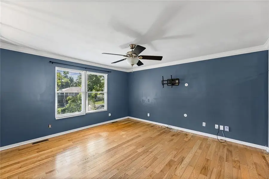 605 N Franklin Street, Spring Hill, KS 66083 - #3