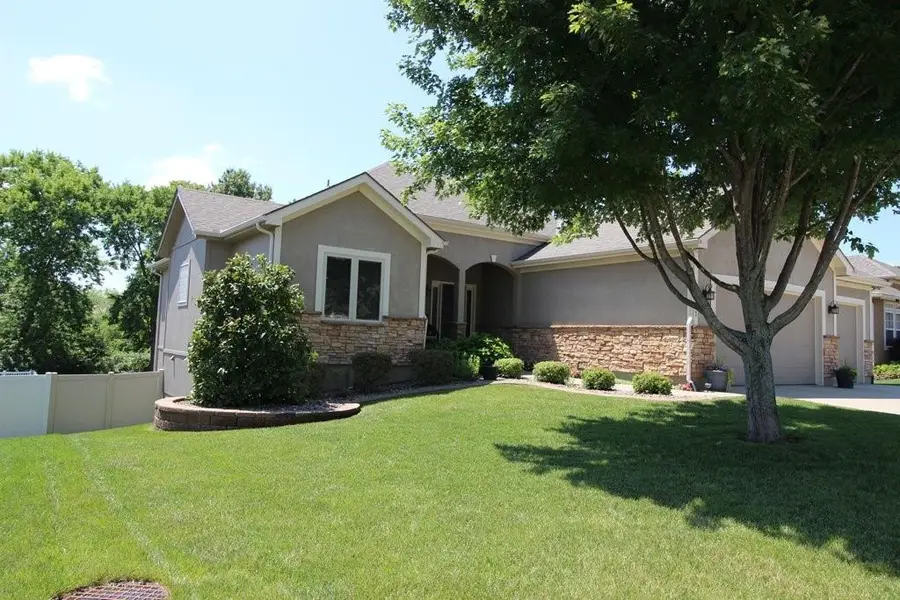 1101 NW Pecan Drive, Grain Valley, MO 64029 - #2