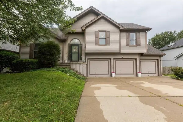 8804 N Anita Avenue, Kansas City, MO 64154
