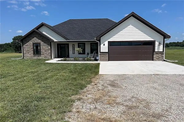 1671 SW 300th Road, Kingsville, MO 64061