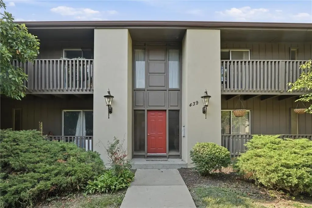 439 W 104th Street #D, Kansas City, MO 64114 - #1
