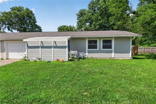 3209 Rainier Drive, Lawrence, KS 66047