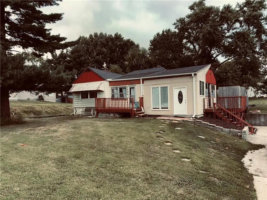 2404 NE 72nd Street, Kansas City, MO 64118 - #1