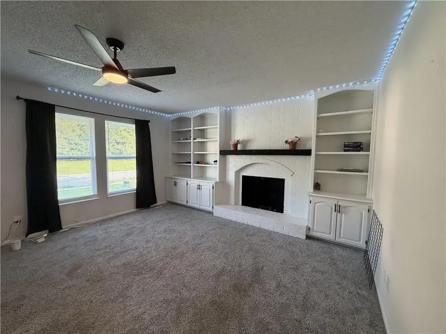 6116 N Broadway Street, Gladstone, MO 64118 - #2