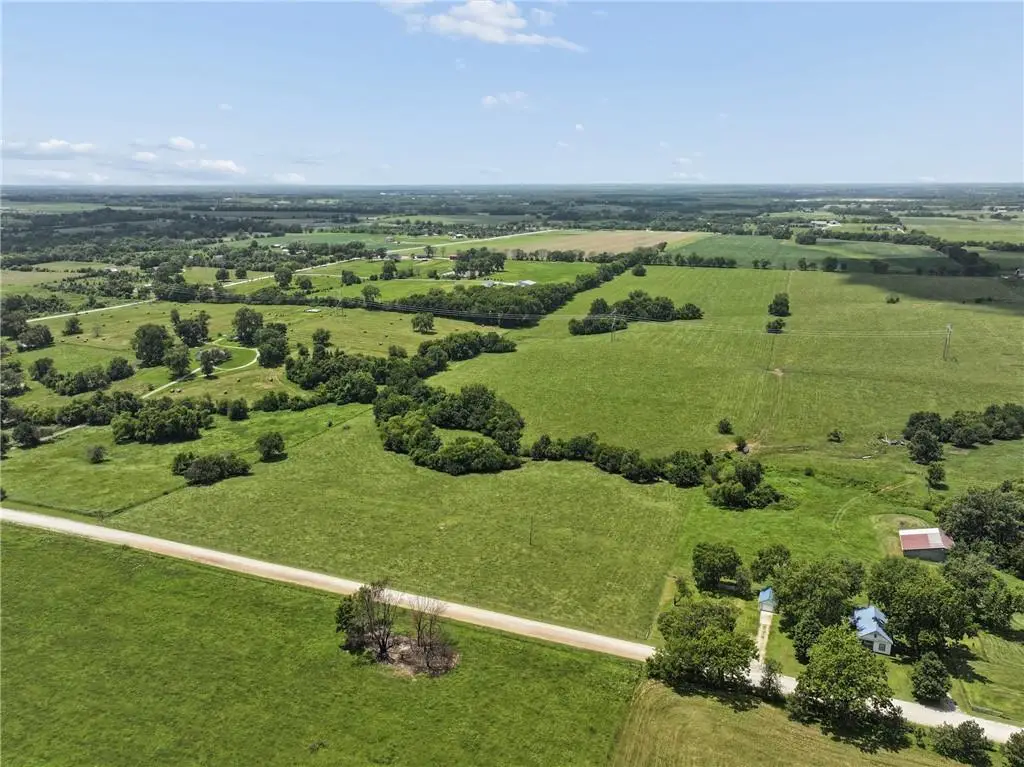 00001 Mission Belleview Road, Louisburg, KS 66053 - #1