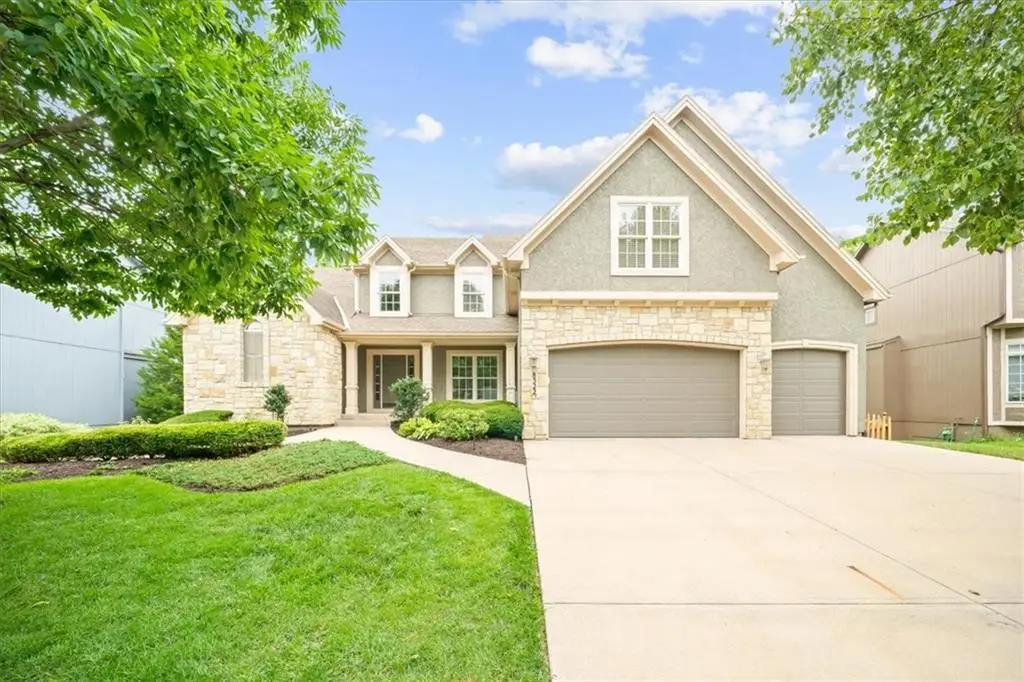 8322 Haven Street, Lenexa, KS 66219 - #1