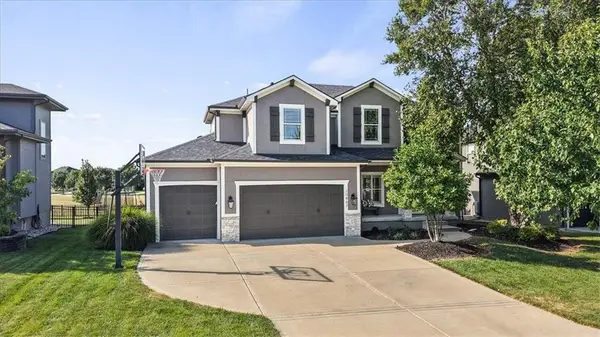 20867 W 108th Street, Olathe, KS 66061