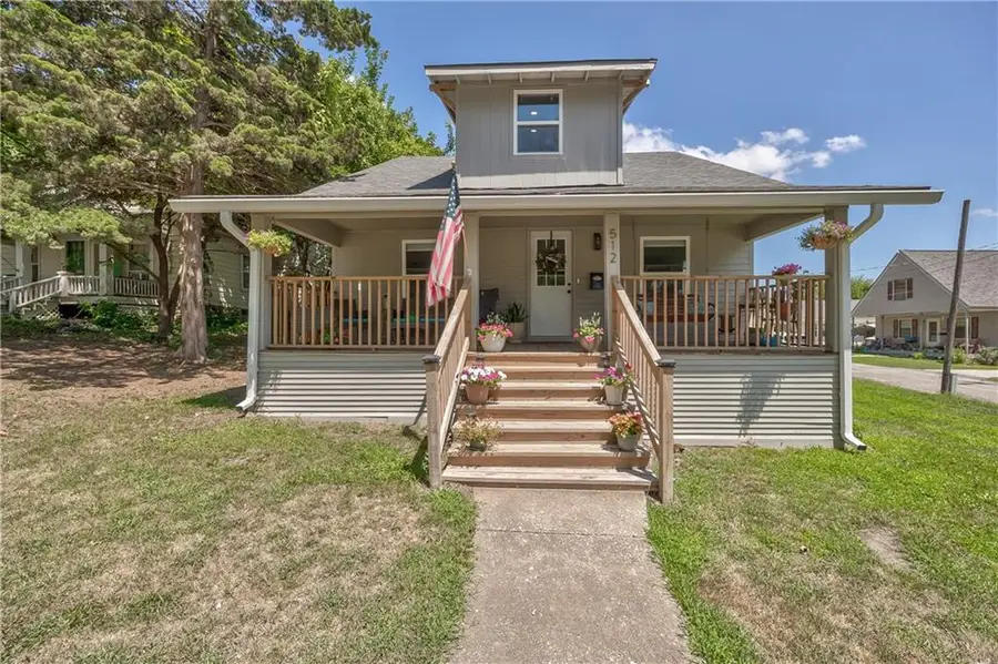 512 E Lexington Street, Richmond, MO 64085 - #2