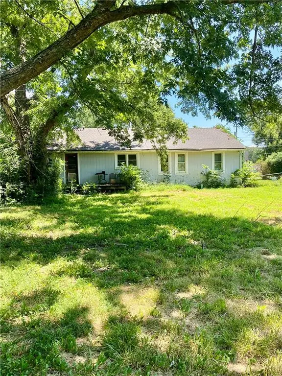 210 N Bates Avenue, Adrian, MO 64720 - #2