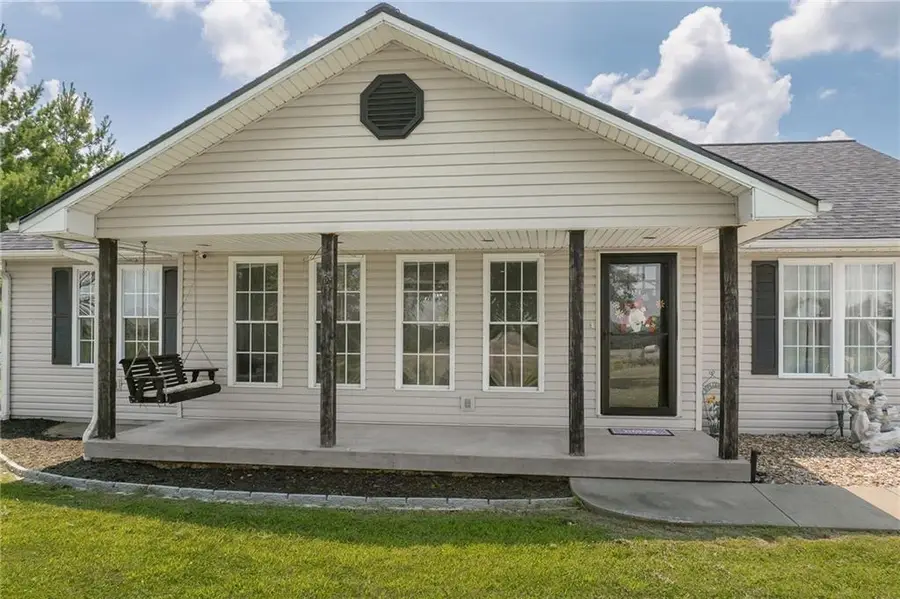 10700 SE Crabapple Road, Agency, MO 64401 - #2