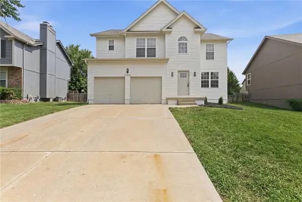21470 W 122nd Street, Olathe, KS 66061