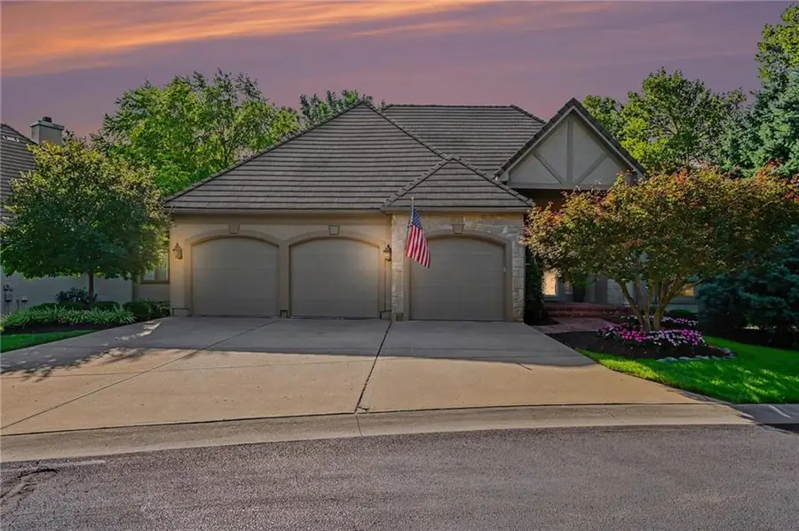 11359 El Monte Court, Leawood, KS 66211 - #2