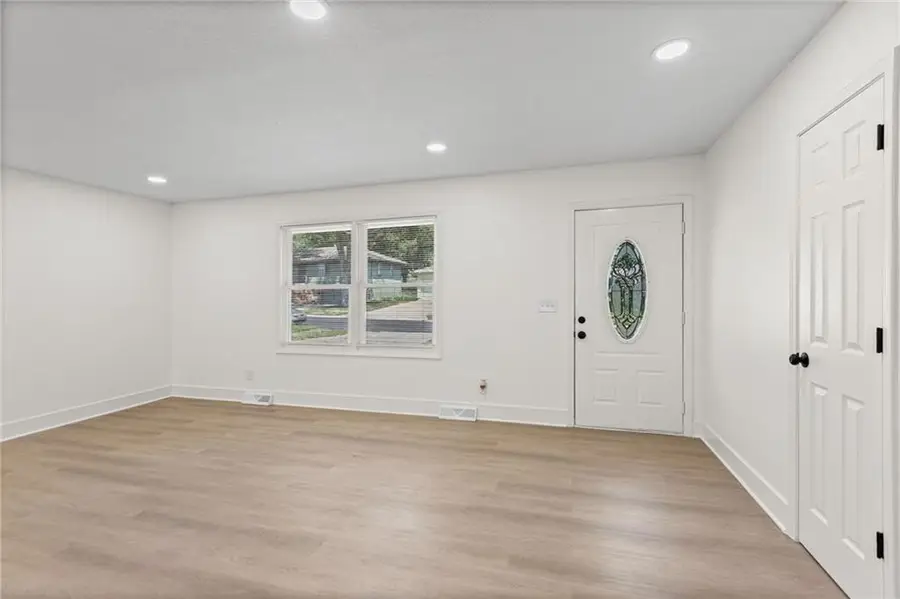11810 Smalley Avenue, Kansas City, MO 64134 - #3