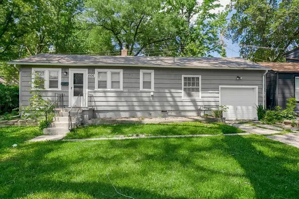 8106 Mcgee Street, Kansas City, MO 64114