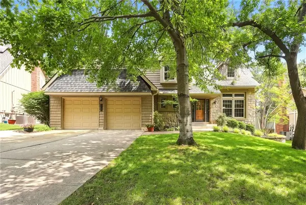 8209 Acuff Lane, Lenexa, KS 66215