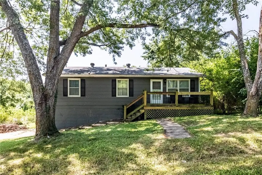 101 W 8th Street, Knob Noster, MO 65336 - #1