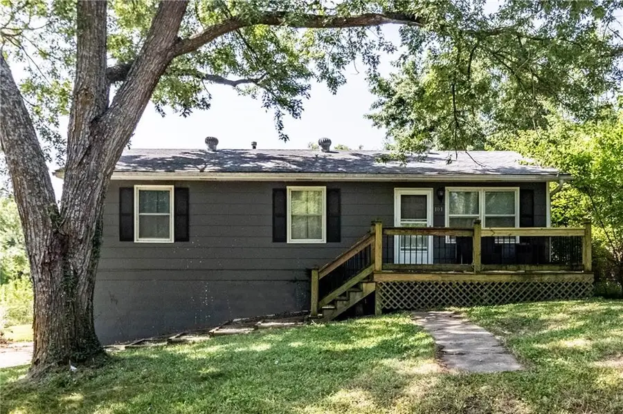 101 W 8th Street, Knob Noster, MO 65336 - #2