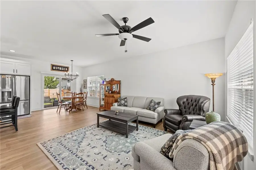 1128 S 12th Terrace, Louisburg, KS 66053 - #3
