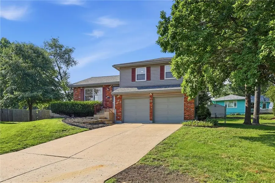 10729 Mcgee Street, Kansas City, MO 64114 - #3