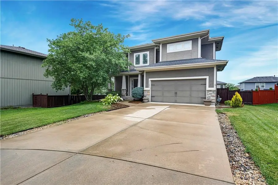 17285 S Conley Street, Olathe, KS 66062 - #2