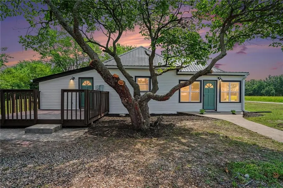 7560 Hoover Road, Smithville, MO 64089 - #2
