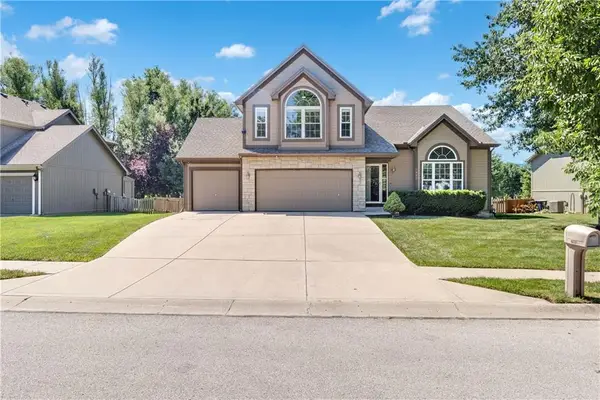 7905 NE 112th Street, Kansas City, MO 64157