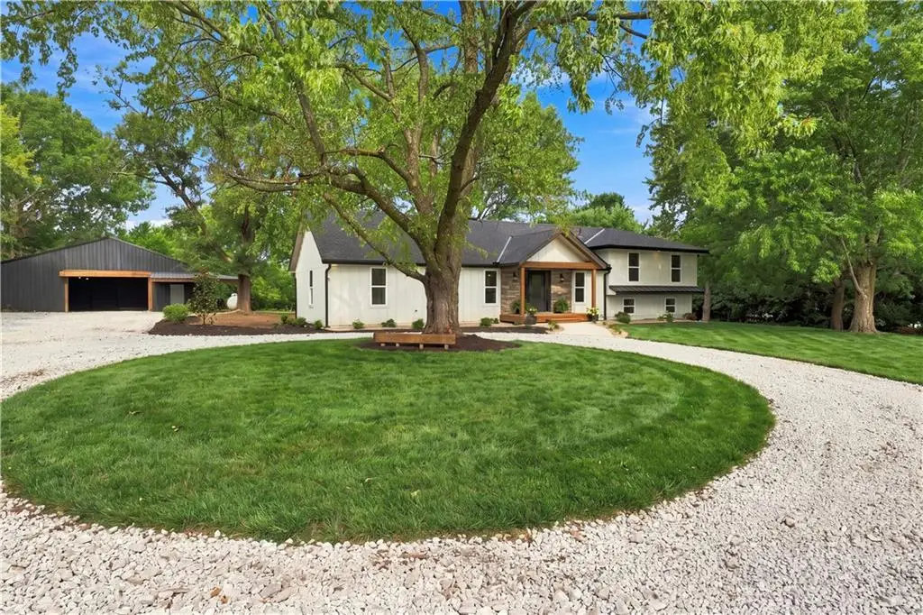 3222 Pryor Road, Lees Summit, MO 64082 - #1