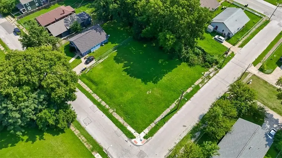 2943 & 2949 Wayne Avenue, Kansas City, MO 64109 - #3
