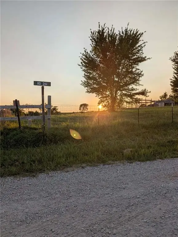 15986 County Road 261 N/a, Clarksdale, MO 64430