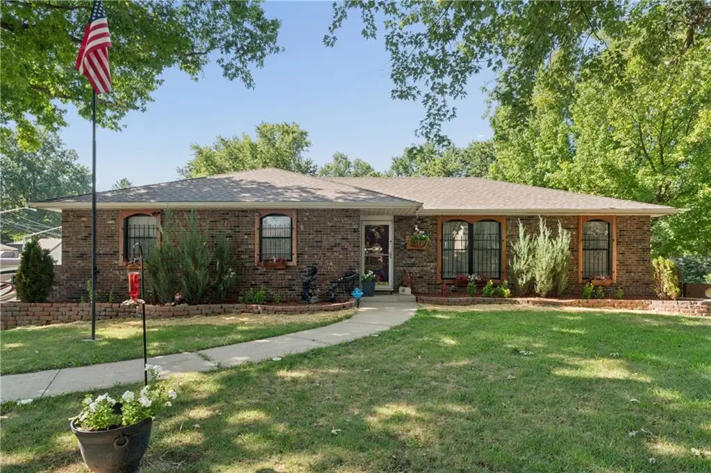 8203 New Jersey Avenue, Kansas City, KS 66112 - #1