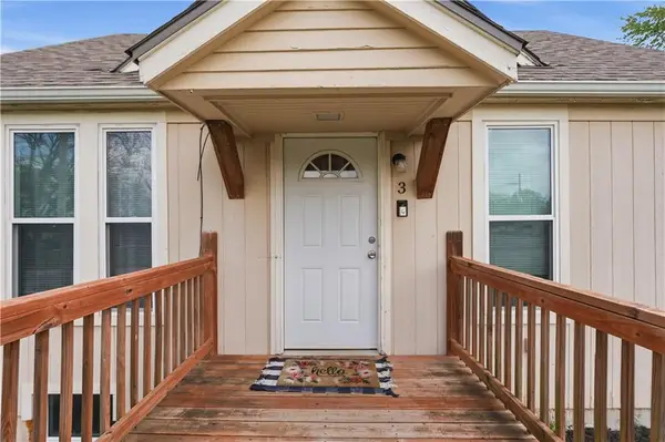 3 N Mulberry Terrace, Louisburg, KS 66053