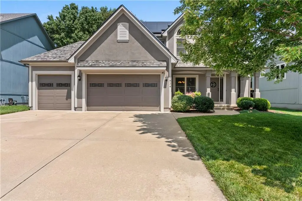 1824 NE Woodview Lane, Lees Summit, MO 64086 - #1
