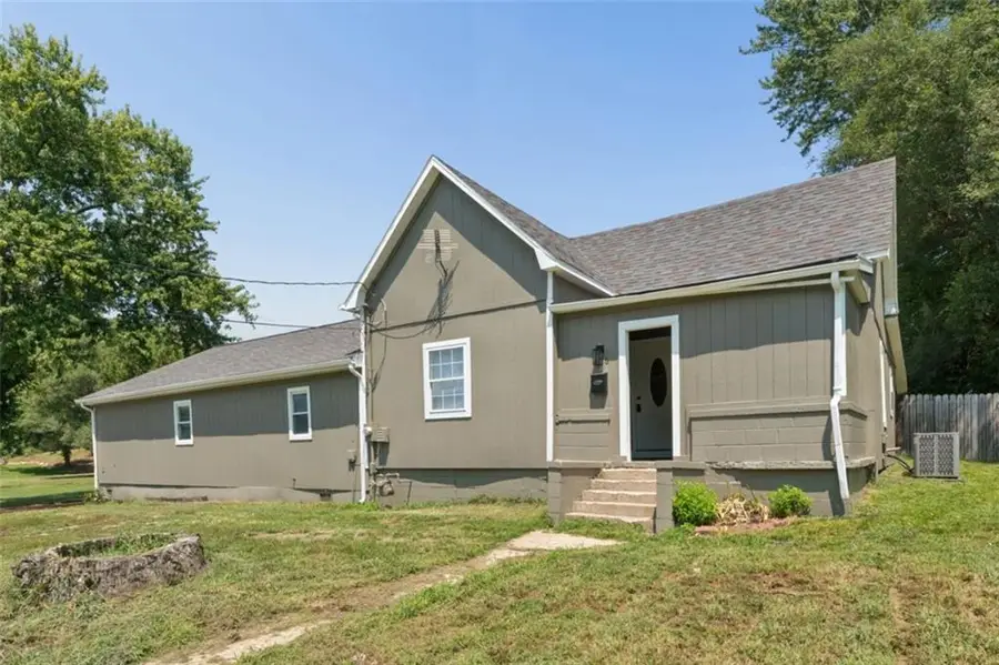 806 W Lexington Street, Richmond, MO 64085 - #3
