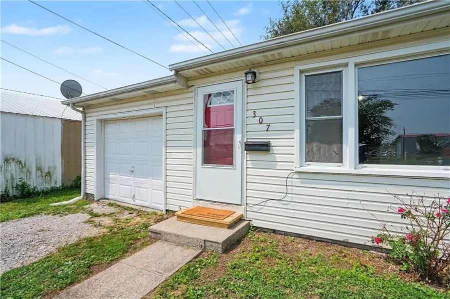 307 N Raum Street, Lawson, MO 64062 - #3