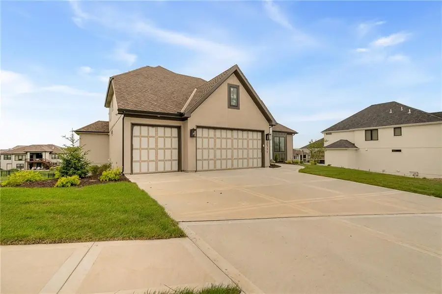 13547 Terrace Park Drive, Parkville, MO 64152 - #3