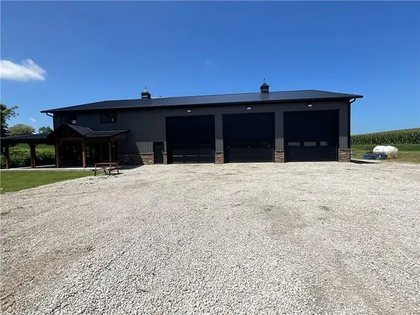 19383 Bottomview Road, Lexington, MO 64067